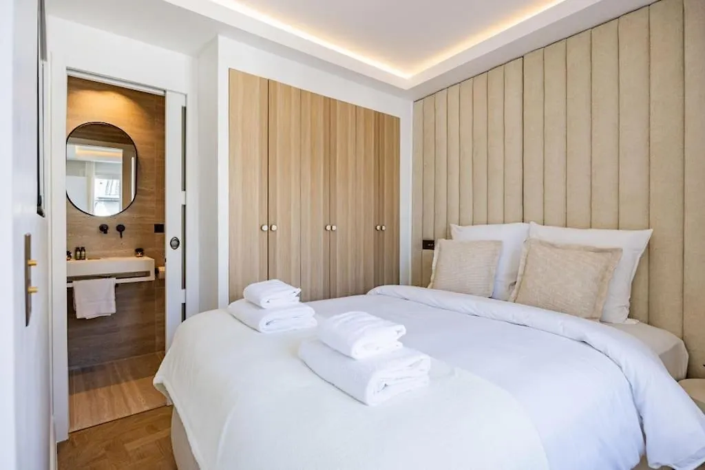 1Bedroom Sacree Coeur Place Du Tertre Montmartre-1